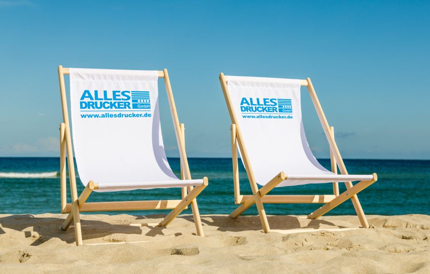 Liegestühle vom Allesdrucker Liegestühle bedruckt mit dem Allesdrucker Logo