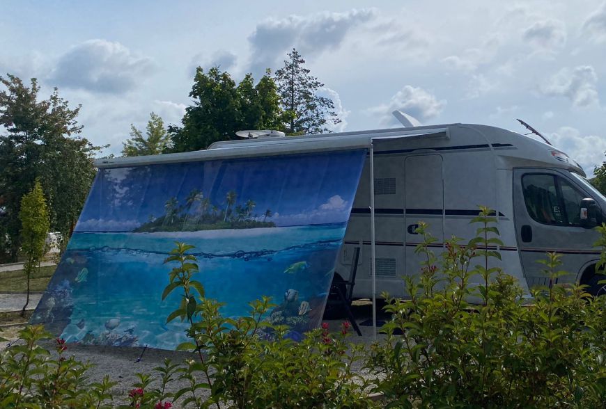 Sonnenschutzplane für Markisen von Wohnmobilen
